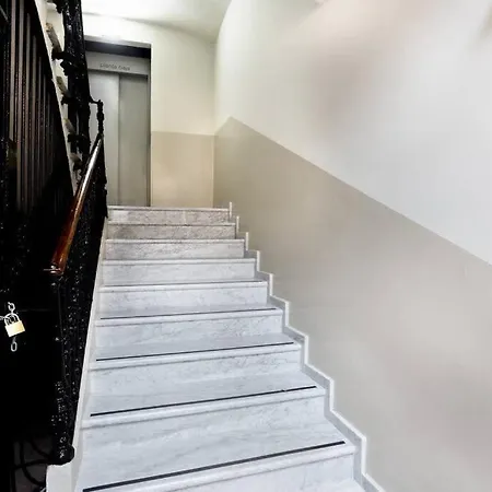 Bright And Modern 4bedroom With Terrace In Ramblas P2