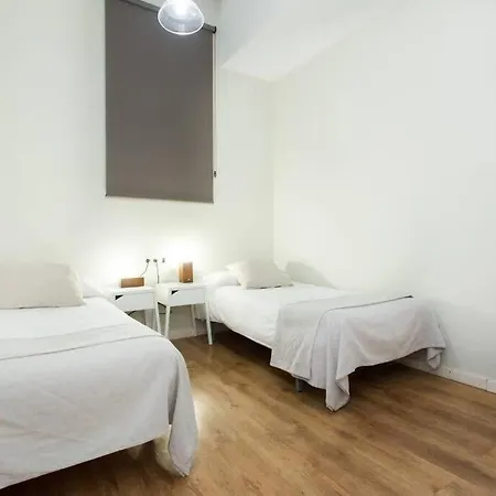 Bright And Modern 4bedroom With Terrace In Ramblas P2 * Barcelona